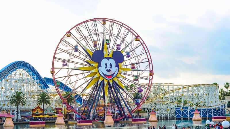 Disneyland - Pixar Pal-A-Round