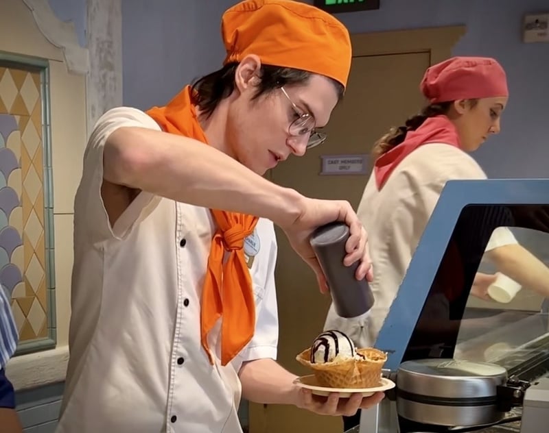 The EPCOT Snacks You Shouldn’t Miss